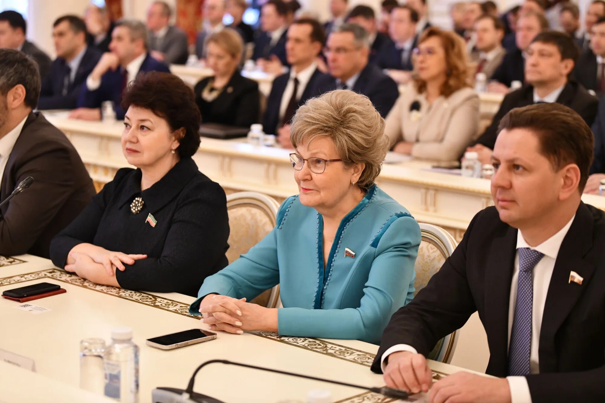 Учреждения образования казани. Сессия Казанской городской Думы. Госдума 1 созыва. Казанская ратуша Казань.