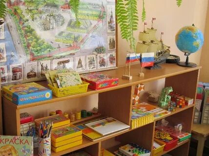 Познавательный уголок