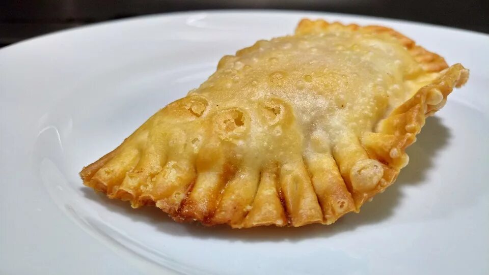 Чебурек м. Чебуреки домашние. чебуреки с мясом. чебуреки фото. постные чебуреки.