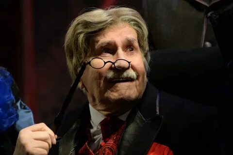 Артисты собрались