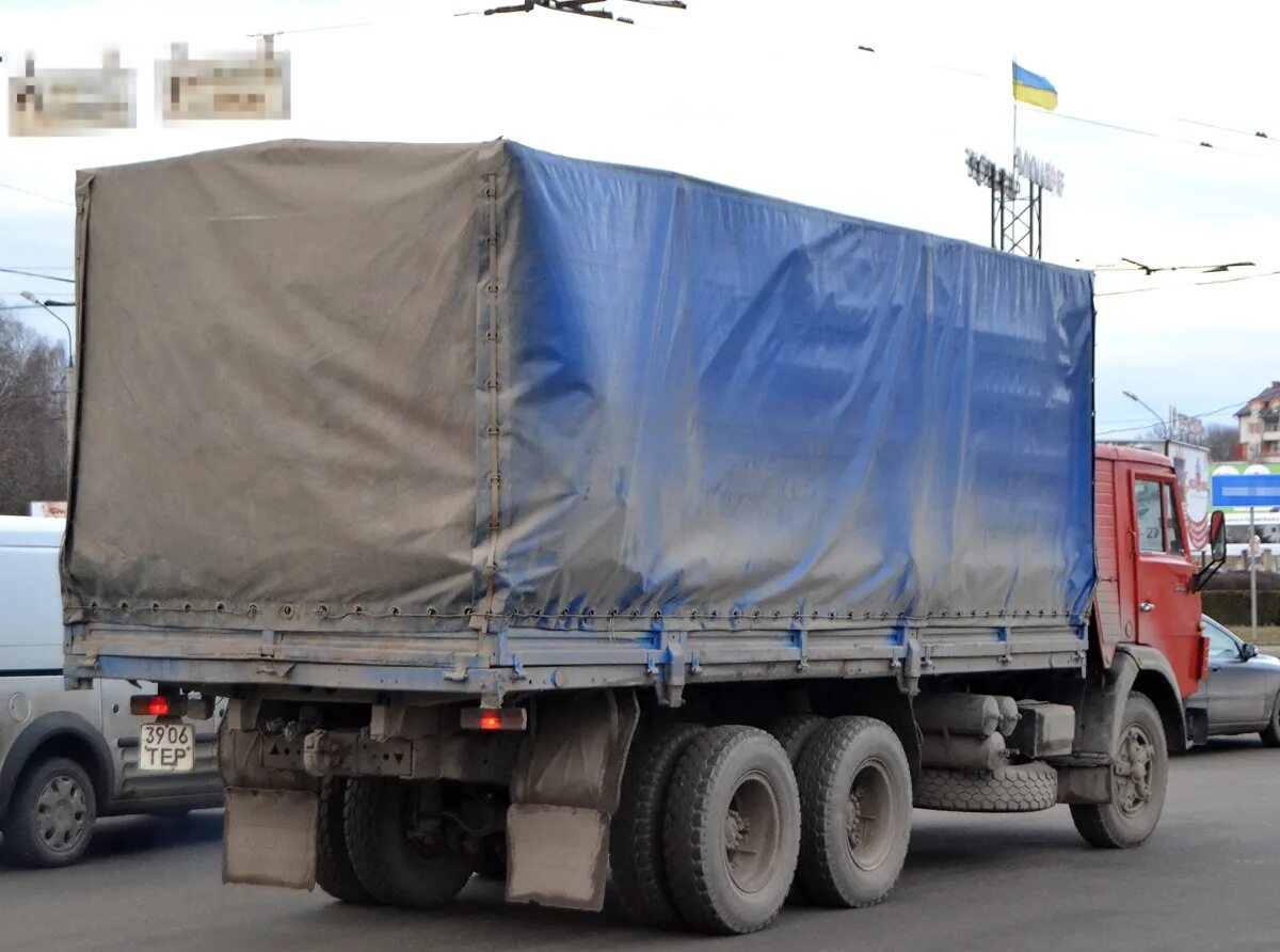 Камазы 53212 бу. Камаз 53212 тент. камаз 53212 тентованный с прицепом. камаз 5320 тентованный с прицепом. кузов камаз 53212 бортовой.