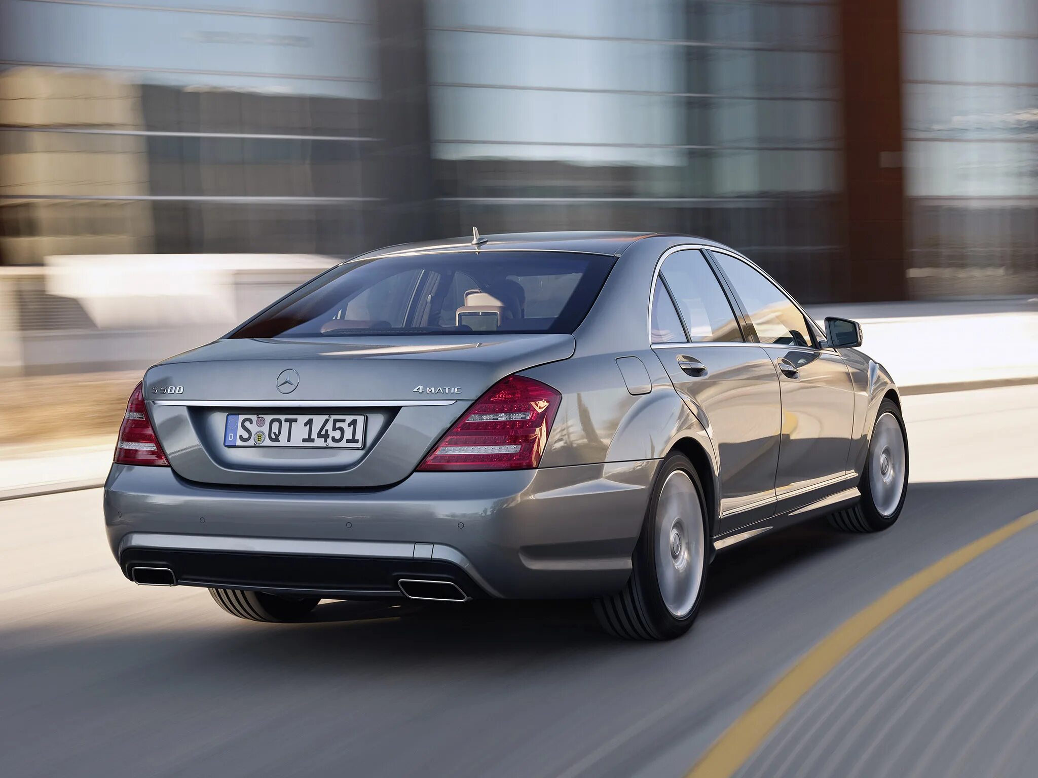 Мерседес бенц s500. Mercedes Benz s500 4matic. Mercedes Benz s500 AMG. Mercedes s class s500. Mercedes-Benz s-class s 500 4matic.