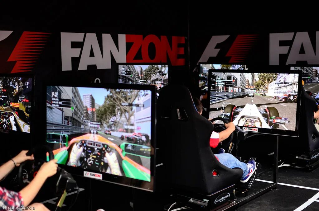 F1 fans. F1 Fan Zone. F1 Baku Fan Zone. Go Johnny go! F1 Fan Zone.