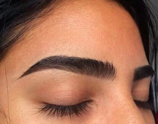 The Brow Maintenance Schedule *Every* Woman Must Follow, #Brow #Follow #Maintena