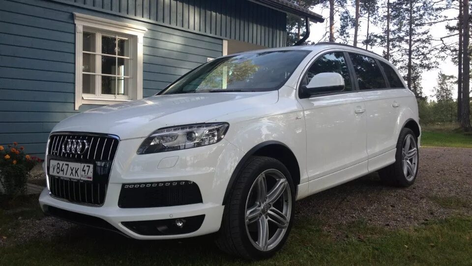 Купить ку 7 авито. Q Audi q7 белая. Ауди ку7 4.2. Audi q7 2008 s-line. Audi q7 2008 белый.