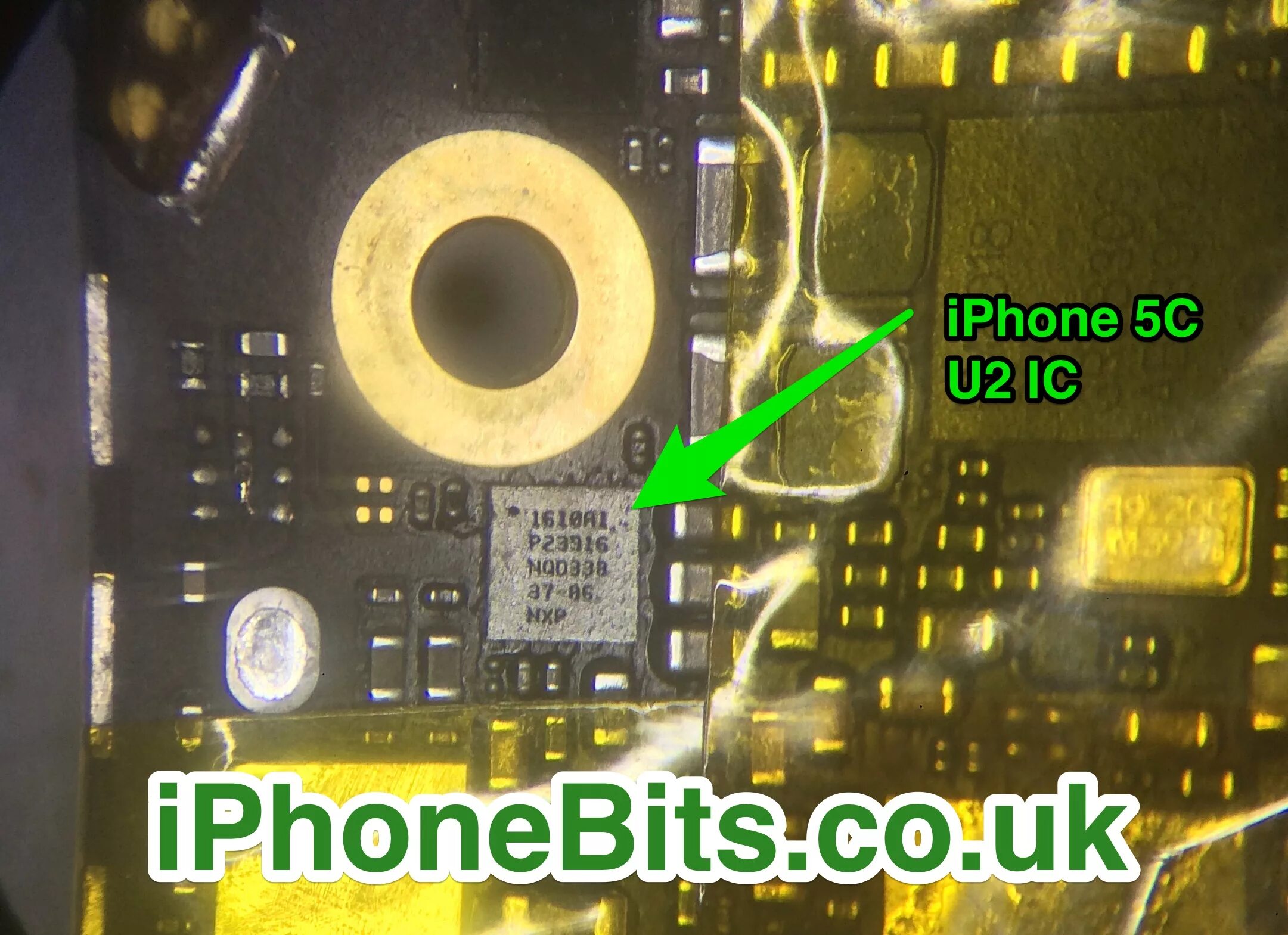 Iphone 6 q2 перемычка. Iphone 5s u2 расположение. Iphone 5s tristar u2. Se не заряжается. Iphone 6s перемычка зарядки.