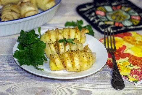Картошка а духовке рецепт