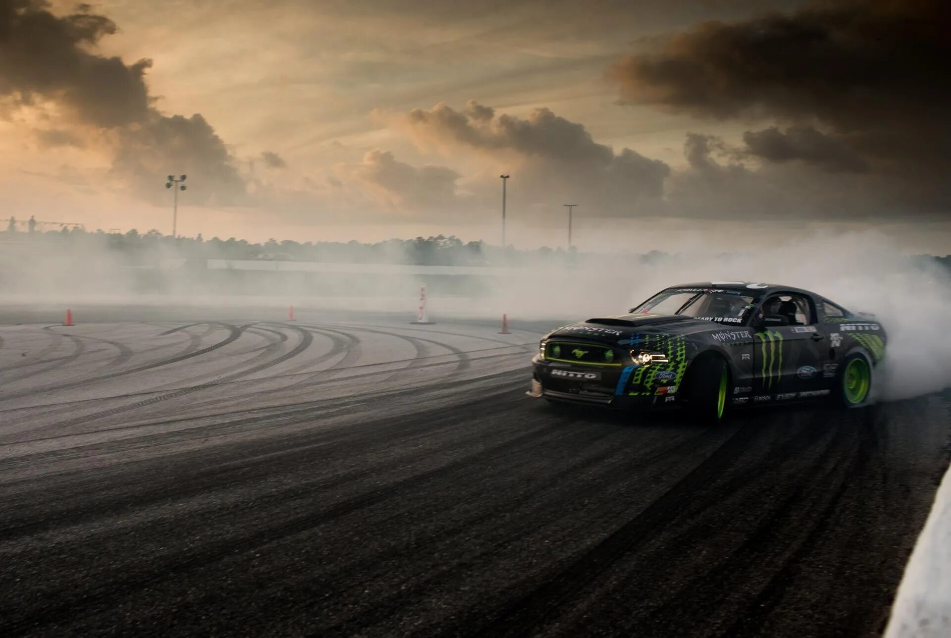 Nissan 200sx drift. Mazda rx-7 для дрифта. пхонк дрифт. дрифт в россии. дрифт jm3500.