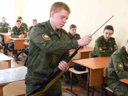 Не поступил на военную кафедру