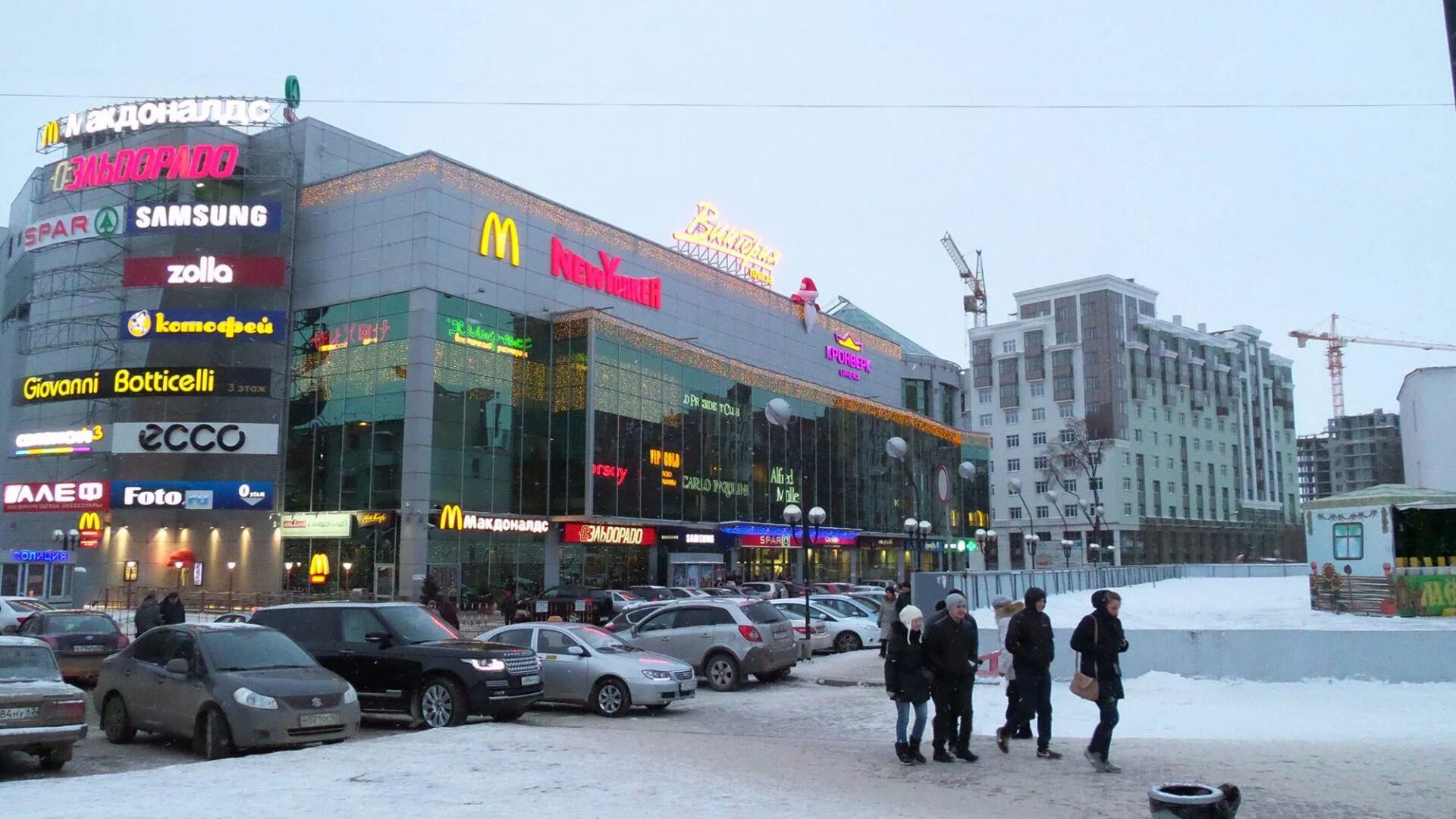 тц премьер рязань ашан. торговый центр премьер рязань. ашан рязань премьер. рязанский проспект 46 читай город. улица промышленная рязань.