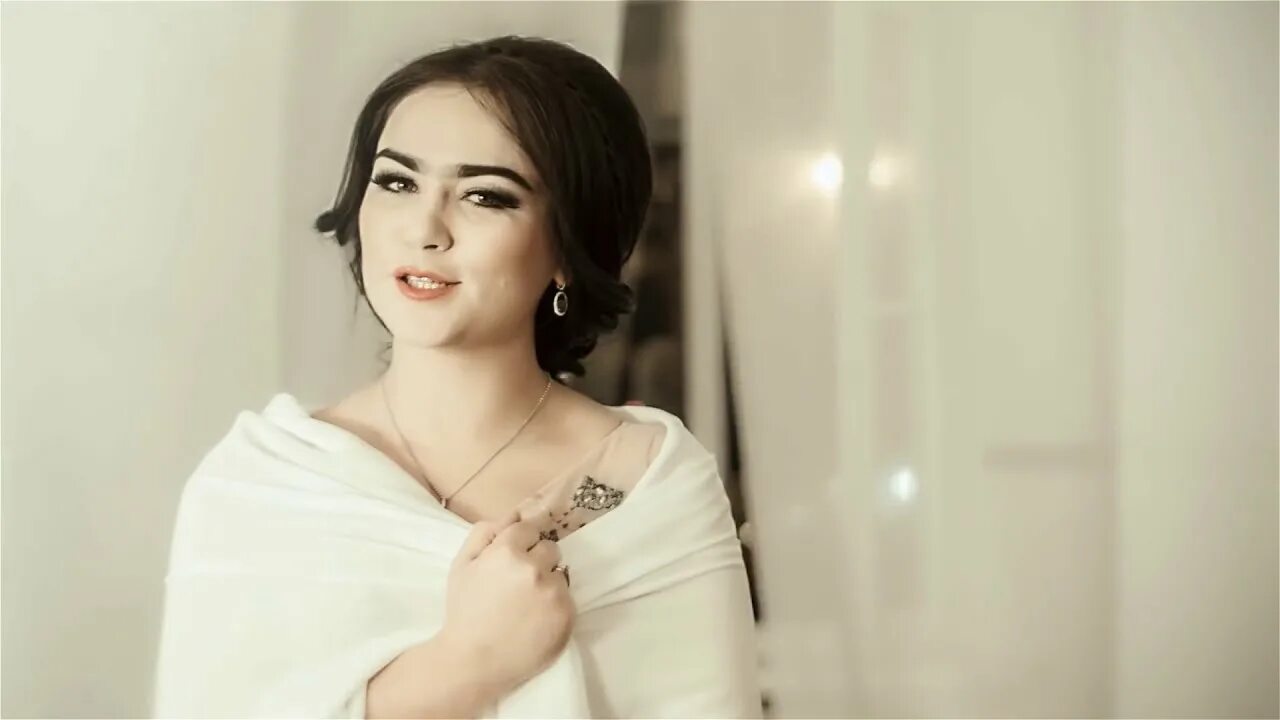 Нигина амонкулова ҳамбастаги. Нигина амонкулова навруз. Таджикский клип 2022. Клип нигина амонкулов. Нигина амонкулова 2015.