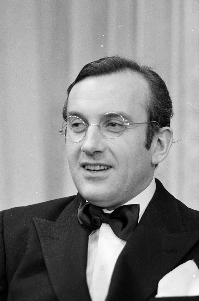 Даниэль секкальди. Даниэль секкальди. Рэй милланд (1905-1986). Даниэль секкальди. Даниэль секкальди.