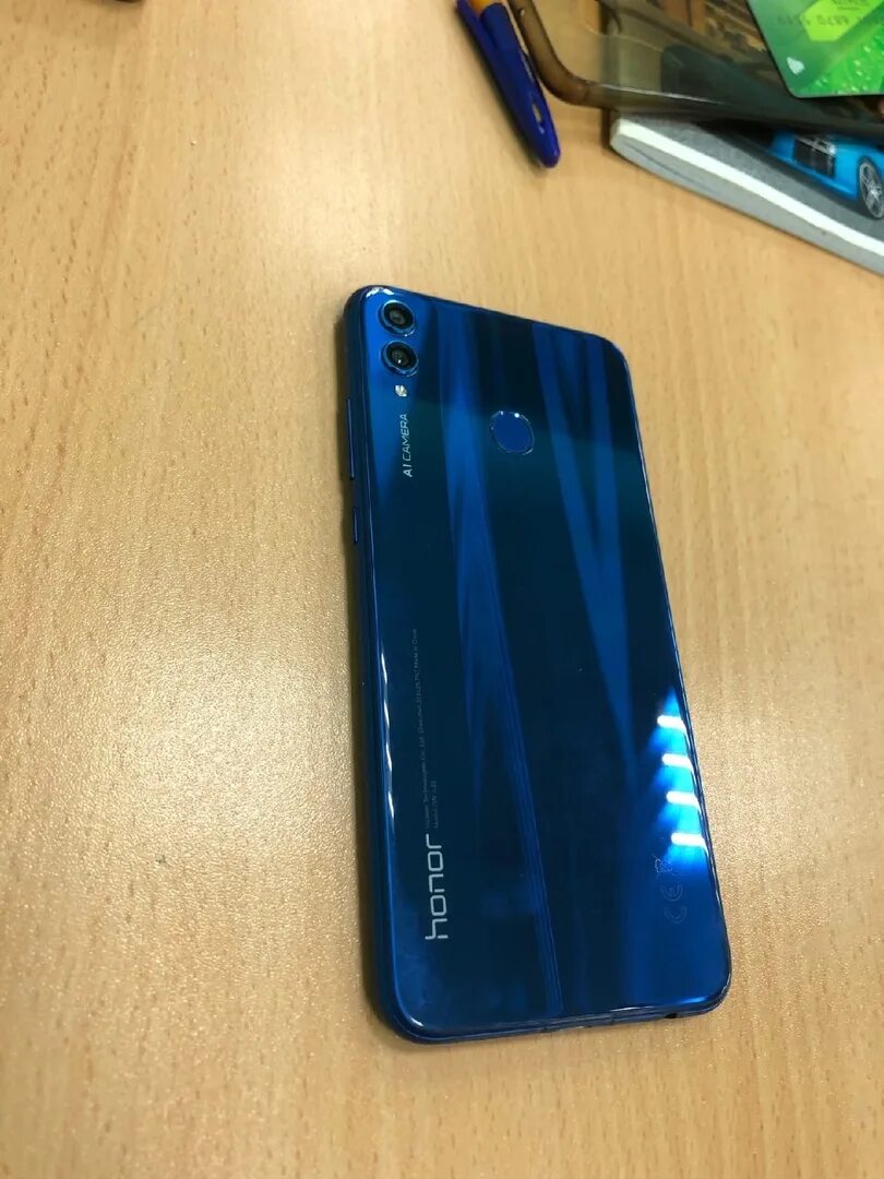 Honor как айфон. Хонор х8 про айфон. Iphone Honor x 8. Honor 8 x полный комплект. Хонор под айфон.