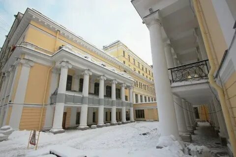 Правды 10