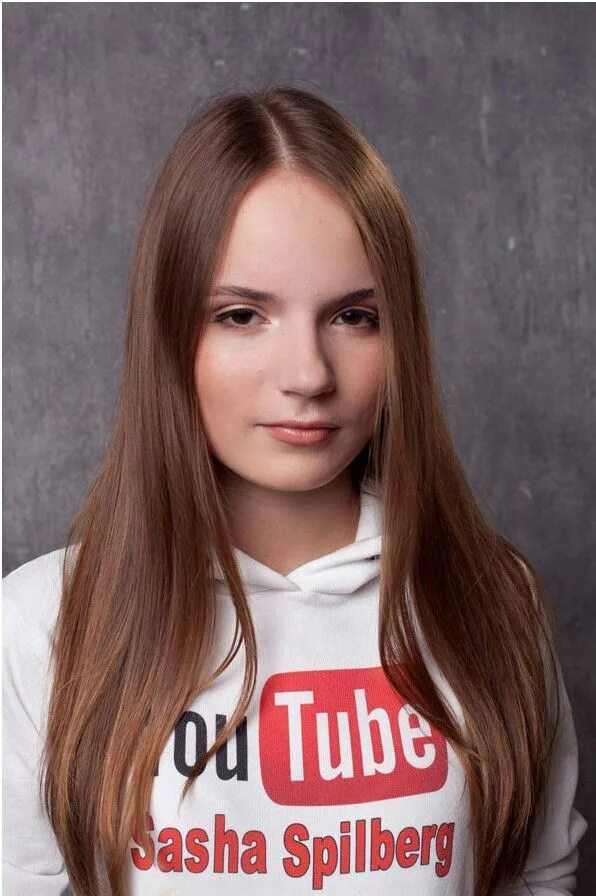 Девочка ютубер