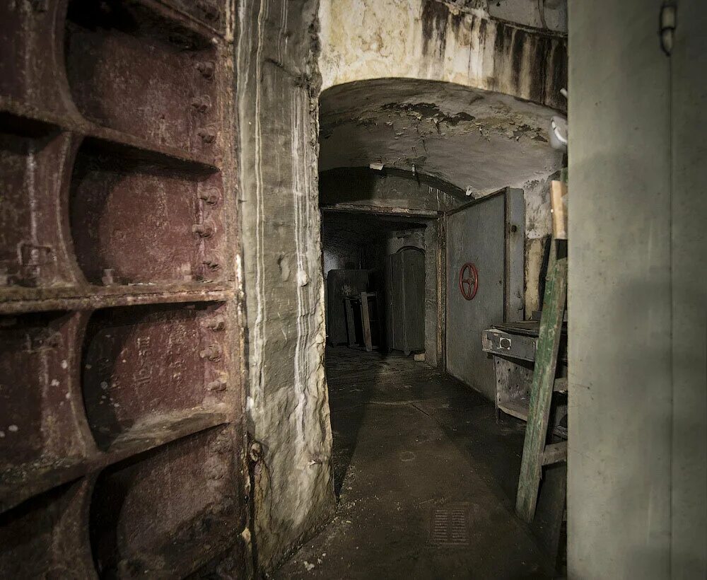 Бункер 703. Бункер-703 москва 2-й новокузнецкий переулок. Москва новокузнецкий переулок бункер. Москва новокузнецкий переулок бункер. Бункер 703.