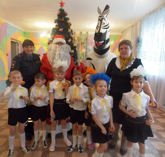 черемховский дом ребенка. поздравить детей с новым годом. школа 23 черемхово. детский дом черемхово. черемховский дом ребенка.