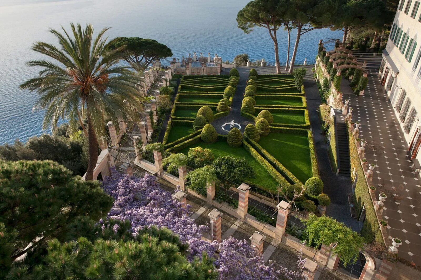 Японский сад гавр. Сад ла мортелла фото. Сады лая. La cervara в портофино. Итальянский сад тоскана.