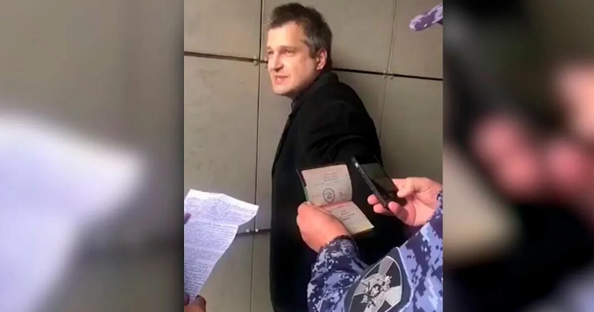 Саид амиров в колонии. Губернатор хабаровска фургал. Фрэнк джеймс нью йорк стрельба. Задержание наркодилеров. Адвокат кожемякин.