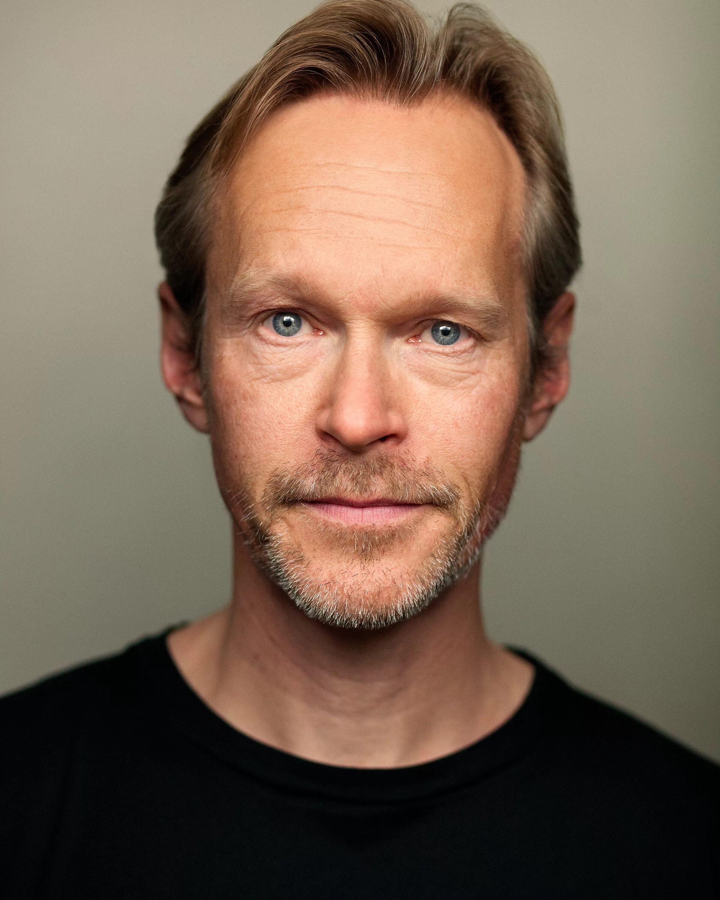 Allan rich. Richard allan актер франция. Финн беннетт. Характерный актер. Alan richards.