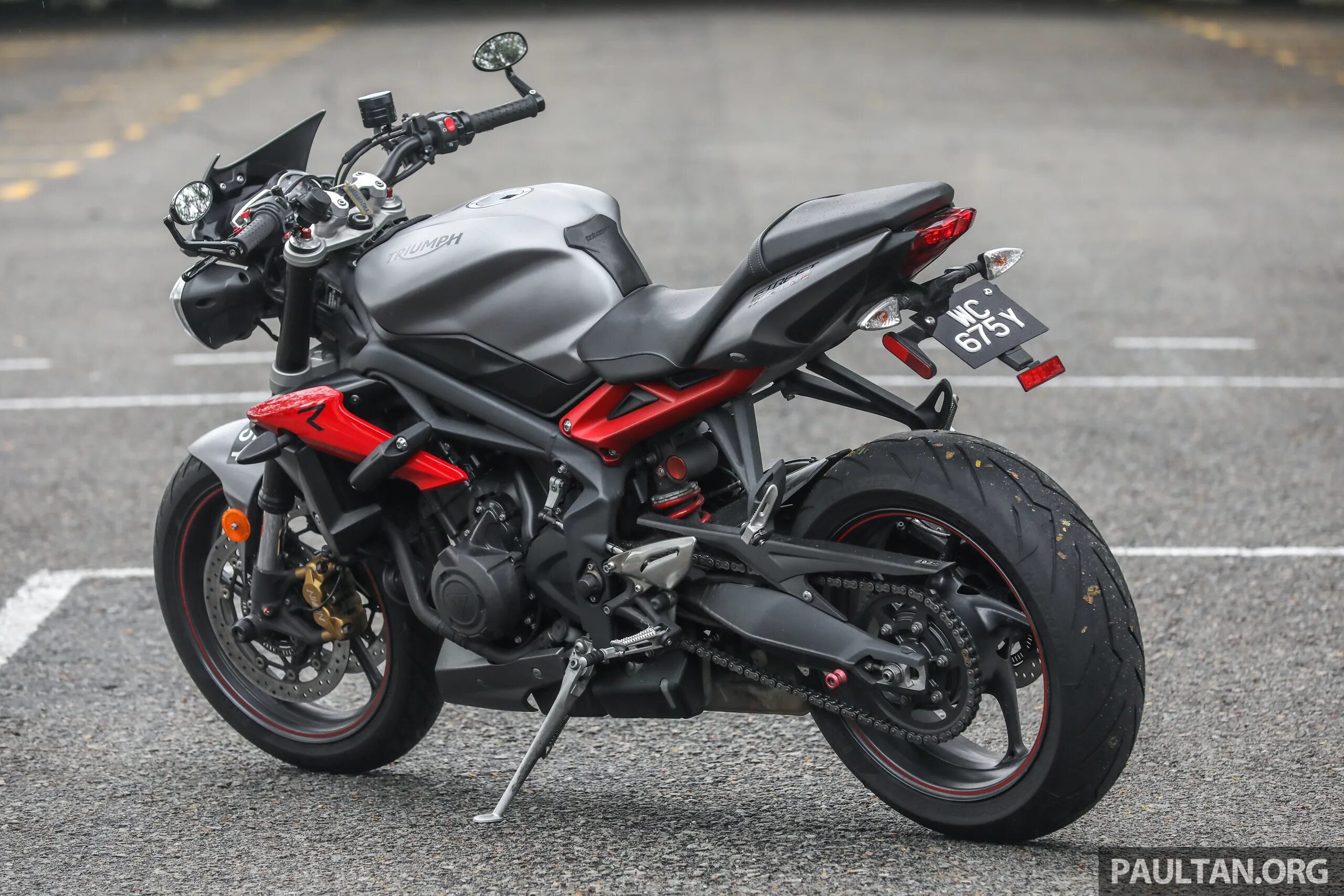 Street triple 675