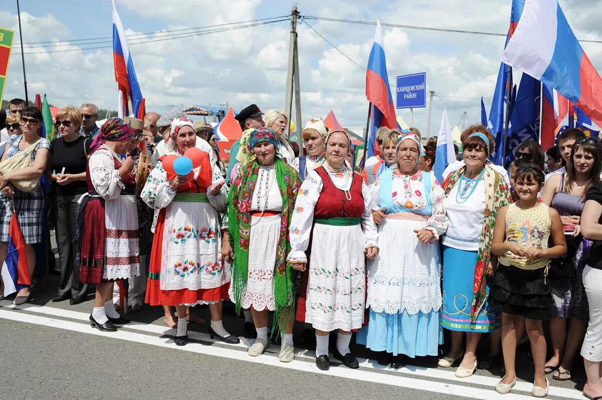 Дружба народов России и Белоруссии. Народ Белоруссии в России. Братство народов России и Беларуси. Дружба народов Украина.