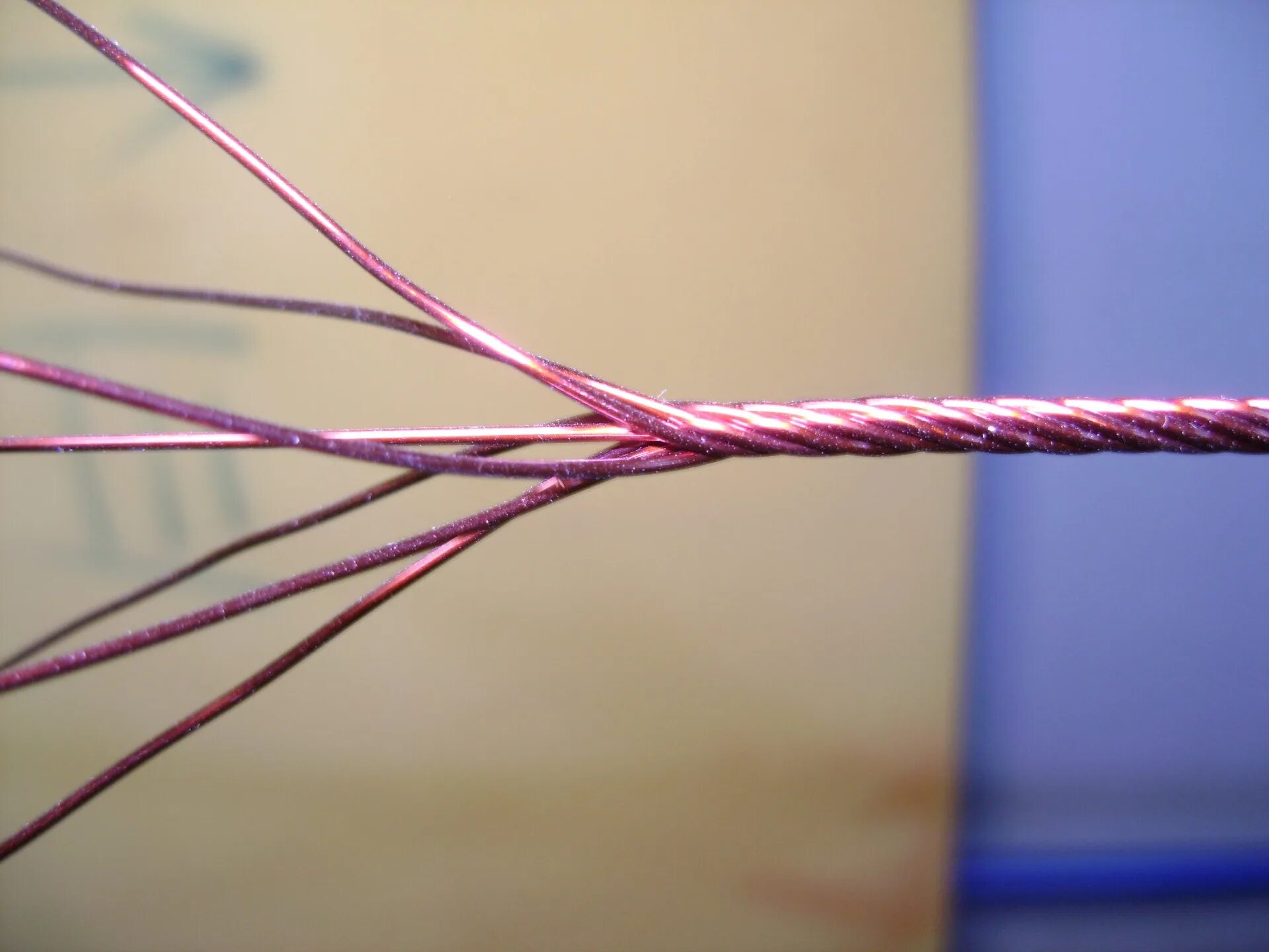 Дерево с тремя ветками. Нравственное дерево. (метод узловых потенциалов (напряжения)). 6 ветвей. Д.