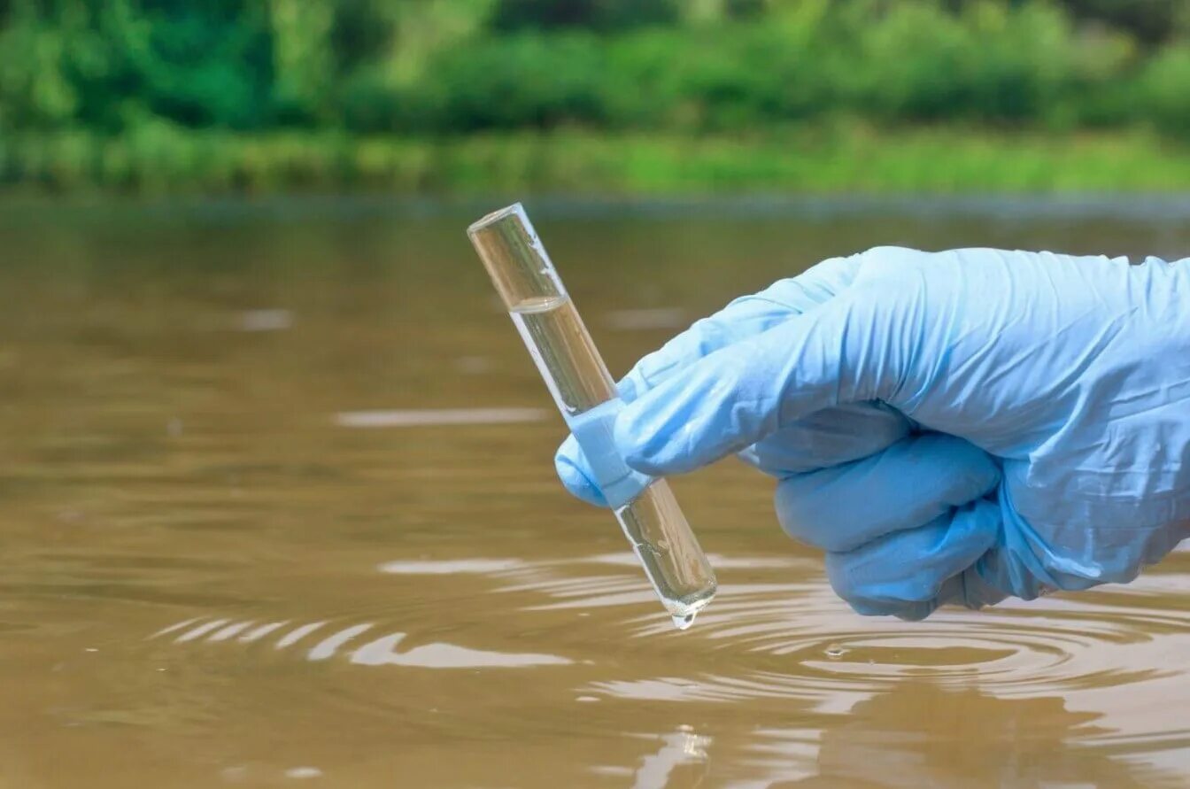 Качество воды. Пробы воды. Отбор проб воды. Забор проб воды.