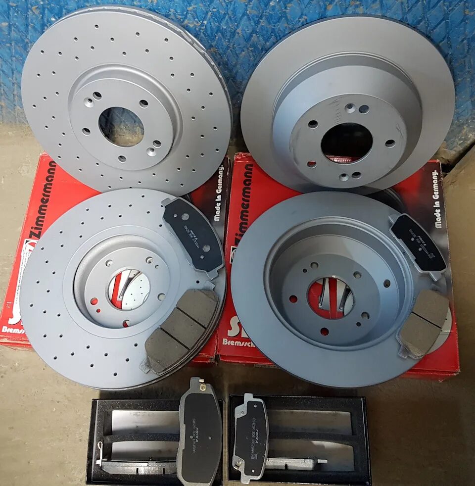 Тормозные диски хюндай санта фе. 584112h300. 584112w010 hyundai/kia. Диски тормозные санта. Диски тормозные санта.