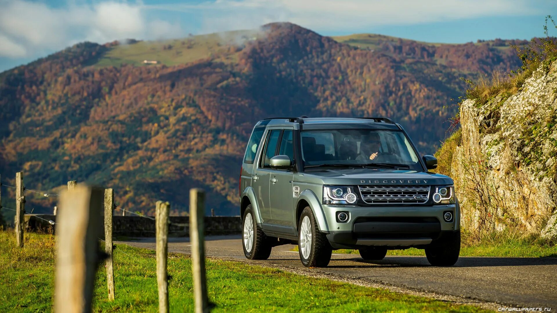 Где дискавери. Land rover discovery 4. land rover дискавери 4. ленд ровер дискавери 2014. ленд ровер дискавери 4 2016.