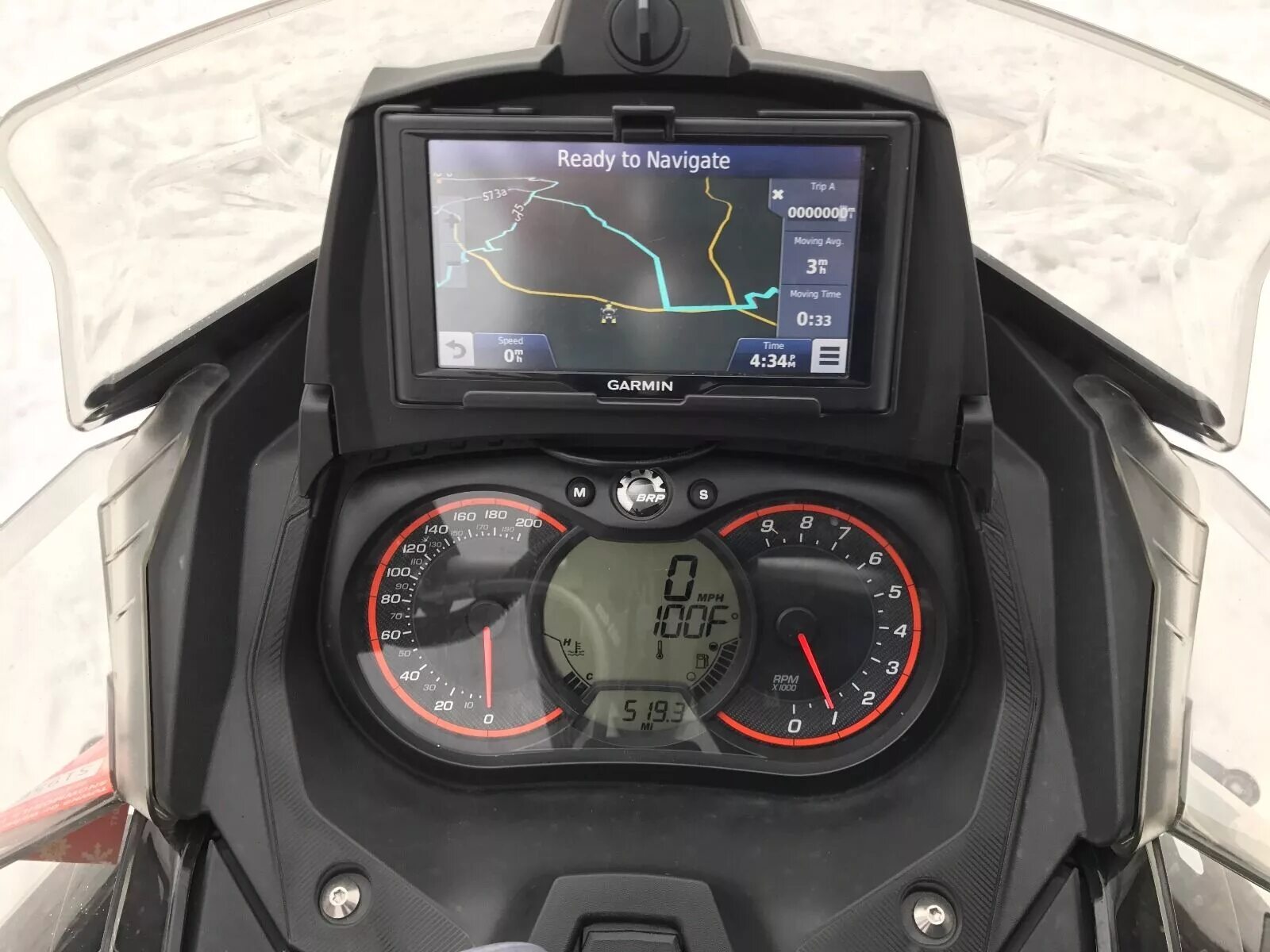 Навигатор для квадроцикла. Навигатор для снегохода Garmin. Garmin Montana 600 BRP. Навигатор Гармин для снегохода BRP. GPS навигатор Garmin для BRP.