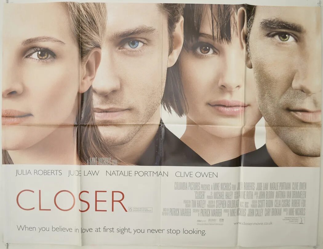 Переведи closer. Близость / closer (2004). Julia Roberts Jude Law. Близость Постер.