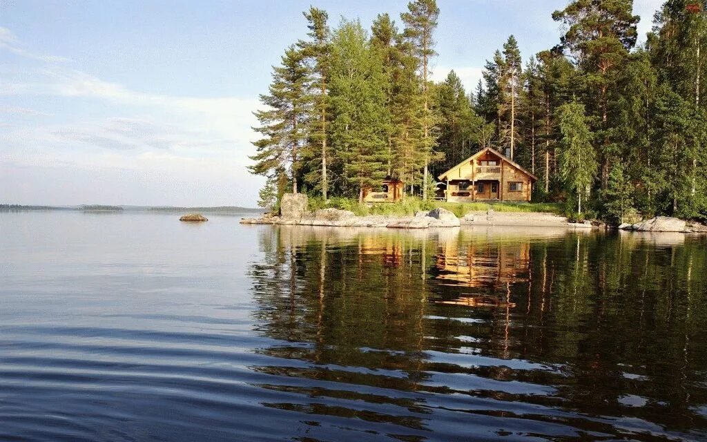 Дом у большой реки 3. Озеро Сайма Финляндия. Озеро Сайма Финляндия коттеджи. База Лесное озеро Карелия. Карелия Виладж Сямозеро.