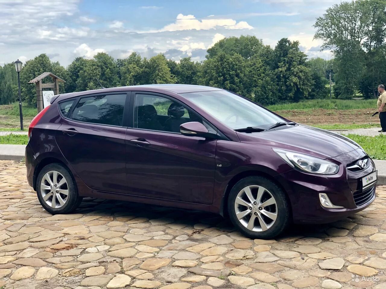 Хендай солярис 1 хэтчбек. Hyundai Solaris 2008. Hyundai Solaris Hatchback 2012. Hyundai Solaris 2012 хэтчбек. Солярис 1 хэтчбек.