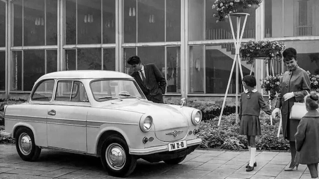 Гдр прототип нечаева. Trabant 1957. Трабант 1957 года. Трабант-50. Трабант ГДР.
