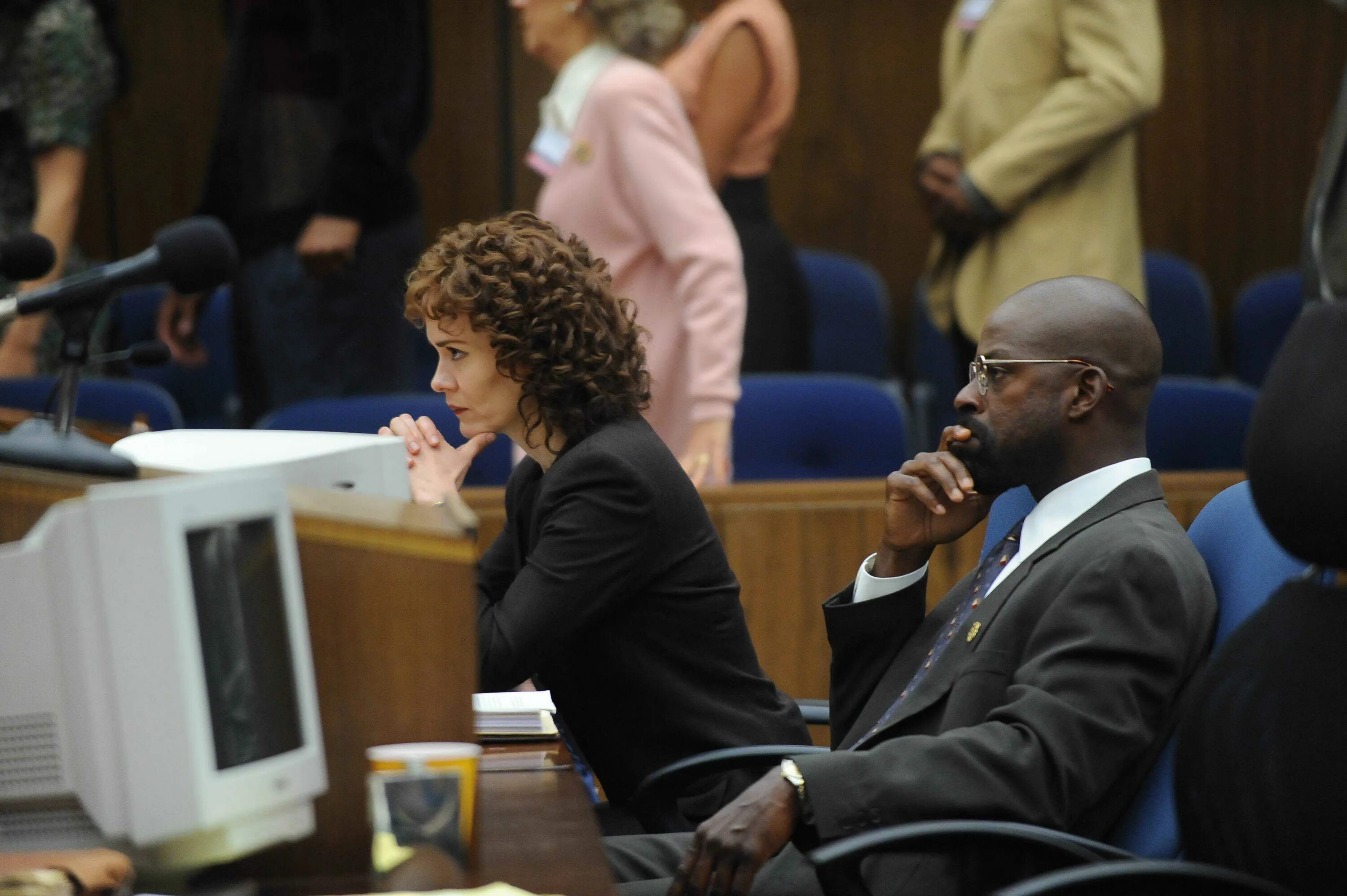 Кьюба гудинг американская история. American crime story. О джей симпсон американская история. Стерлинг к браун американская история преступлений. Джон траволта народ против о джей симпсона.