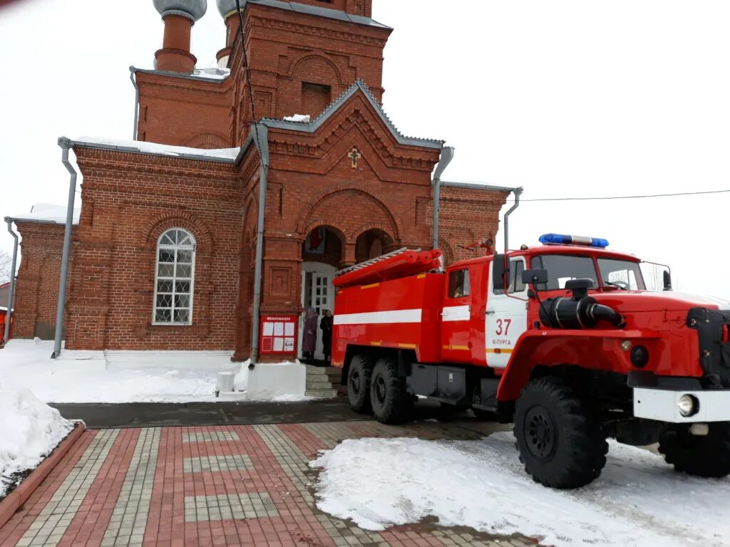 Пурга адрес. Церковь малая Пурга. ПЧ 37 малая Пурга. Храм Ильи пророка малая Пурга. Пожарная часть малая Пурга.