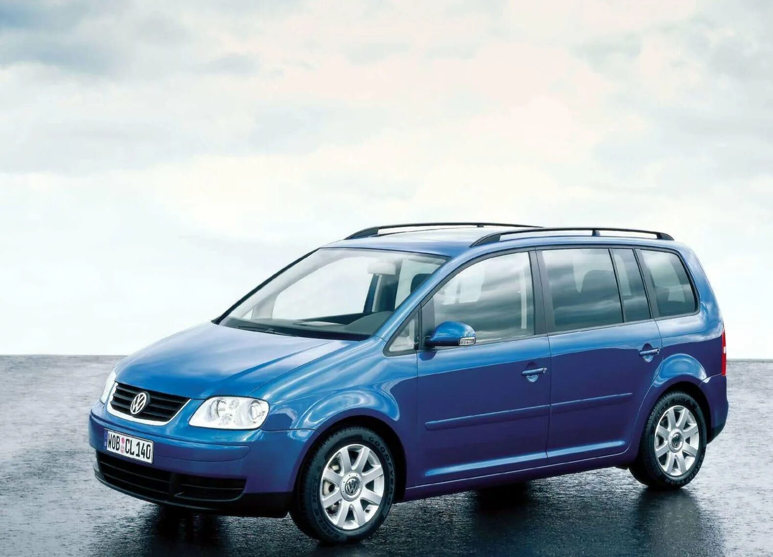 Фольксваген Туран 2003. Volkswagen Touran 1 поколение. VW Touran 1.9. VW Touran 1t2. Что такое туран