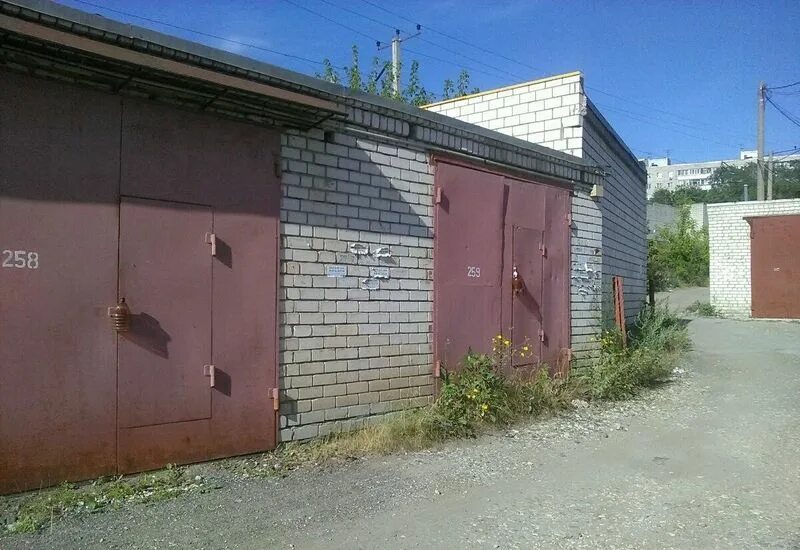 Коллективный гараж. Гаражный кооператив под землей. Оформить землю под гск. Гараж в кооперативе. Гск новатор - 48.