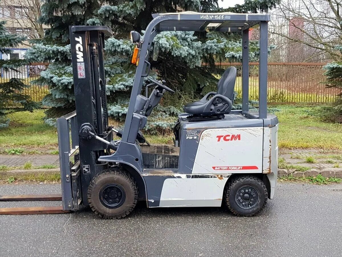 Lg903l погрузчик. Погрузчик кейс 410. Фронтальный погрузчик lonking cdm835. Погрузчик ниссан 1. Вилочный погрузчик ниссан 1.