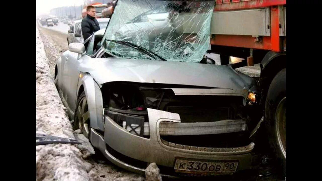 Audi TT crash. Краш тест Audi 80. Происшествия 2000 года