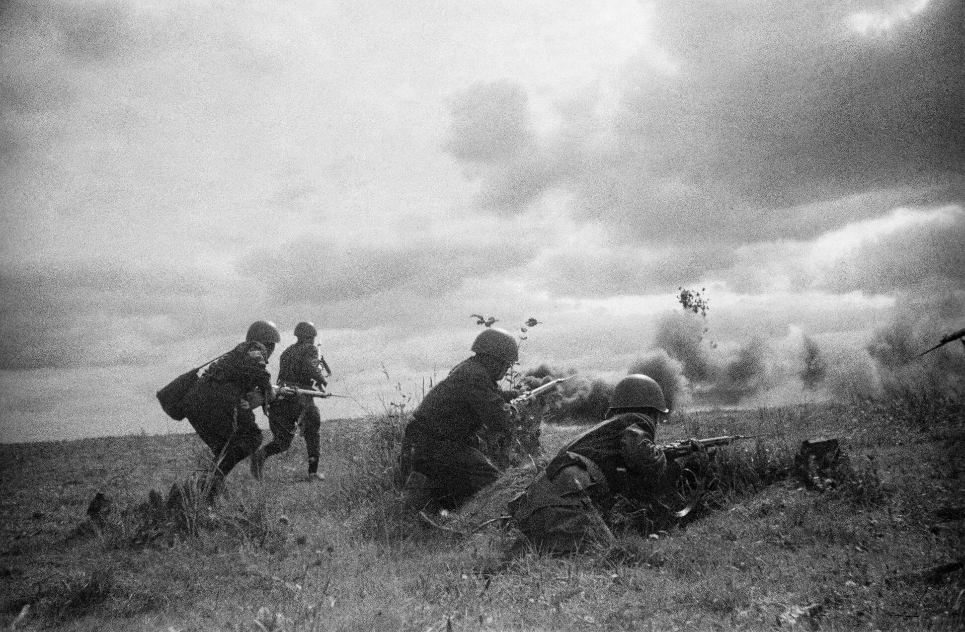 Солдаты в первые дни войны. 1942-1945 Великая Отечественная.