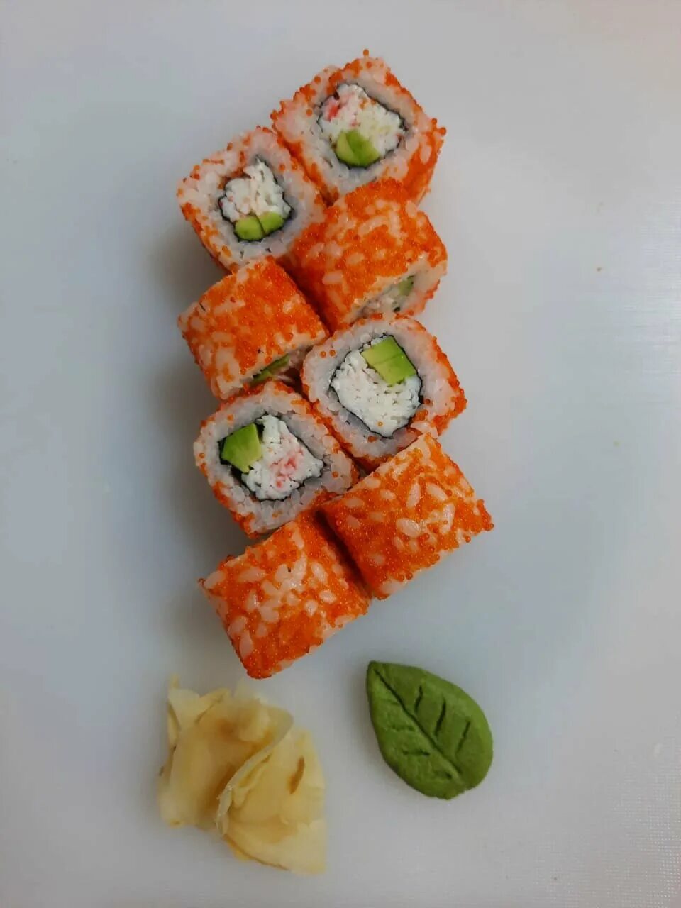 ролл с тунцом и кукурузой. роллы лыткарино. суши за 220. суши ойши самашки станция. суши лыткарино.