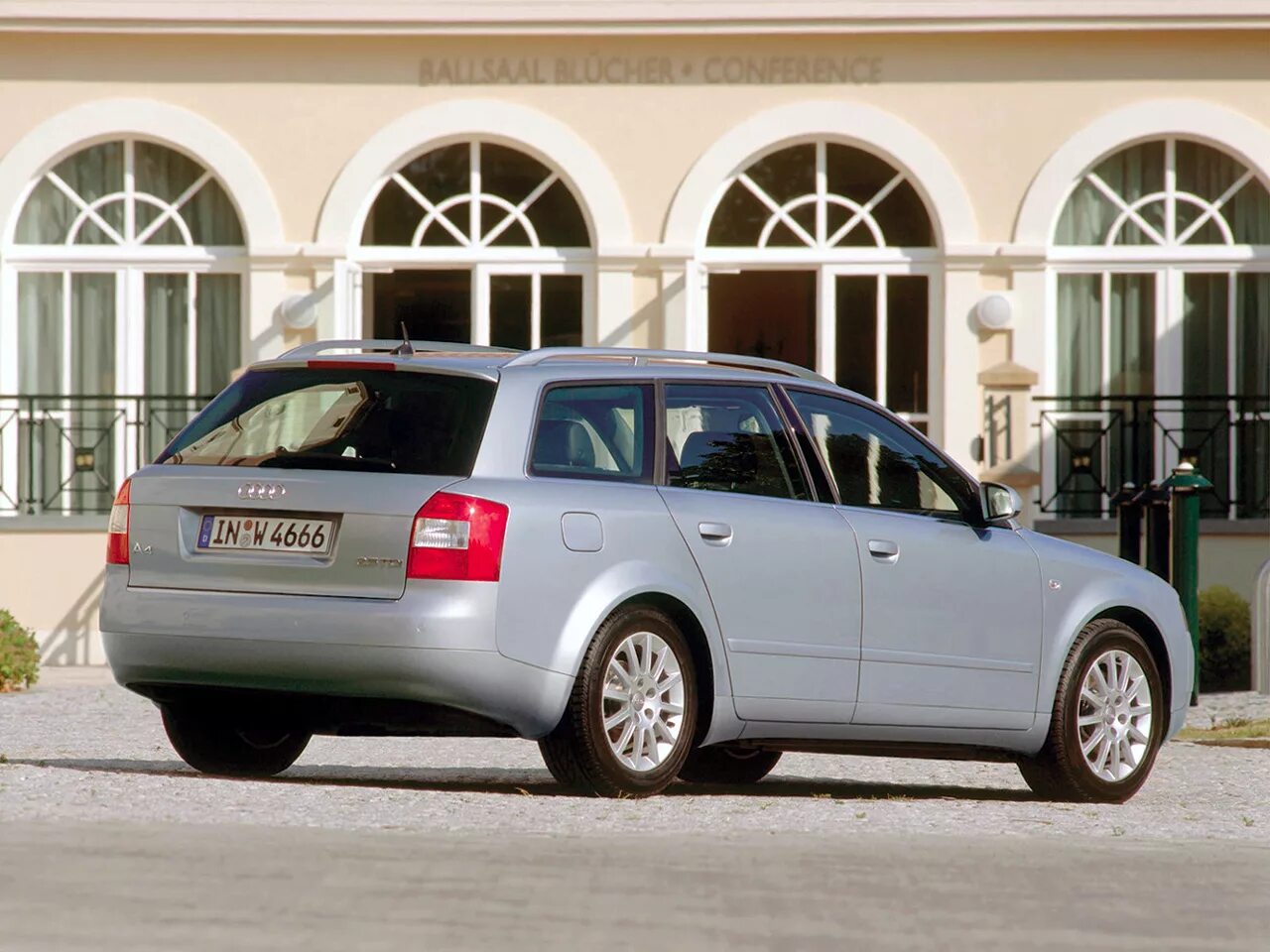 Ауди а4 1.9 тди универсал. Audi a4 2001. Audi a4 b6 2001. Ауди а4 2001. А4 2001 avant.