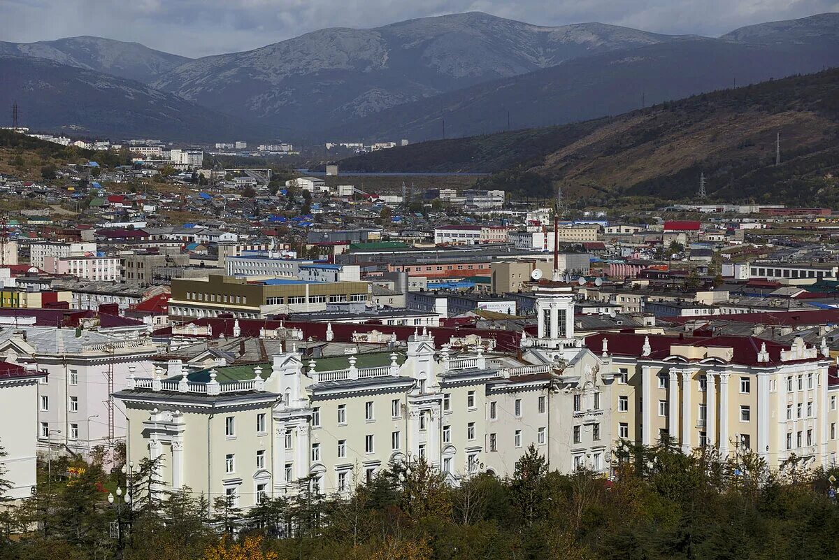 Сколько времени будет в магадане. Магадан. Магадан Магаданская область. Магадан столица Колымы. Магадан центр города.