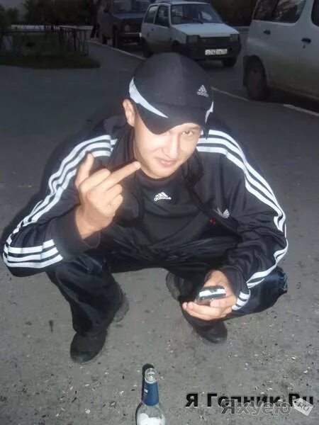 покажи гопников. гопник с семками. покажи гопников. мелкая гопота. братки гопники.