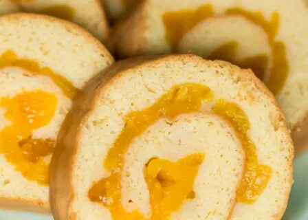 Рулет с персиками