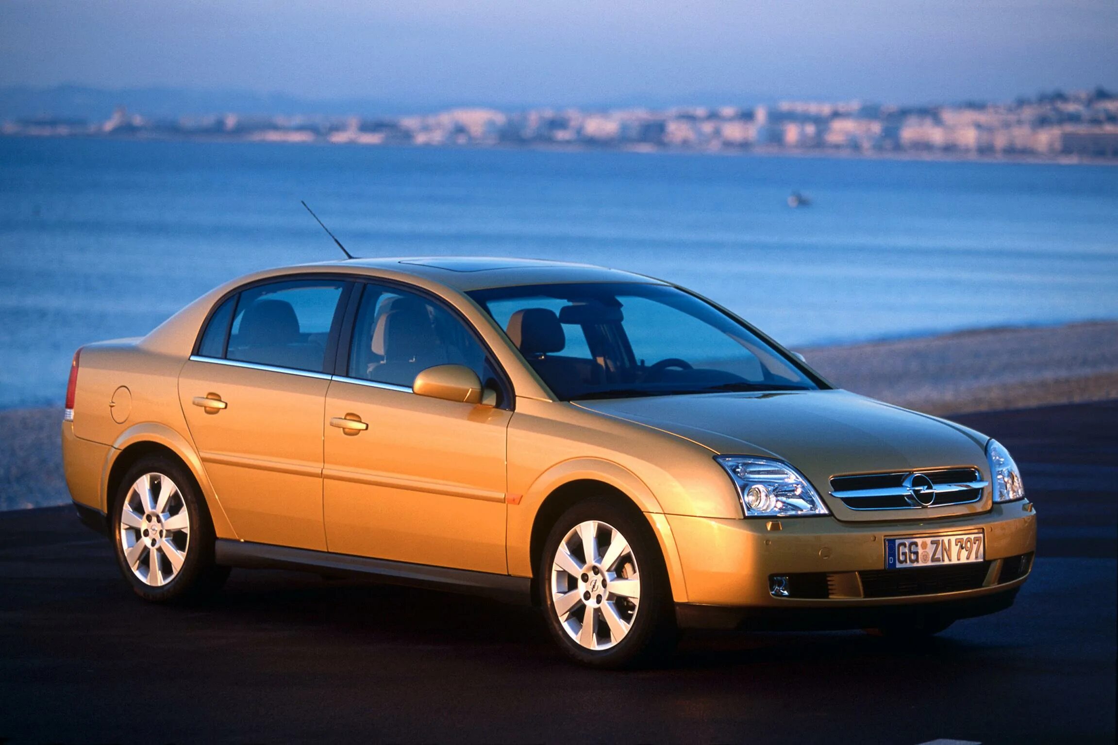 Опель вектра с не работает. Опель Вектра седан 2002. Opel Vectra c 2002-2005 седан. Opel Vectra c 2002. Опель Вектра ц 2002.