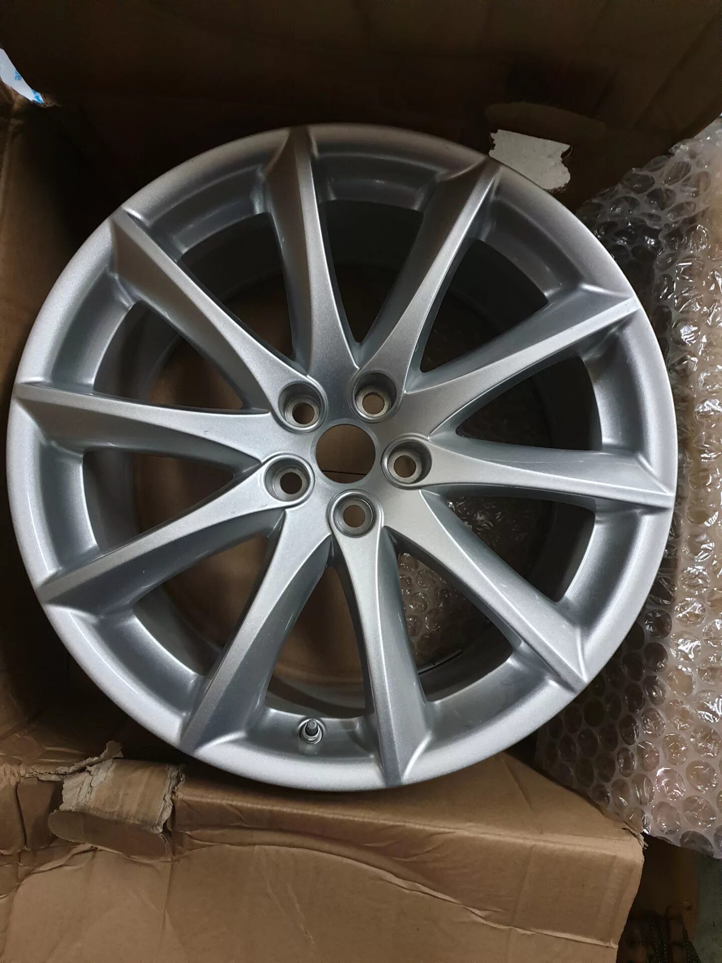 Диски форд рс 17. Диски форд r19. Оригинальные диски ford r19. Диски форд r19. Диски r18 ford mondeo.