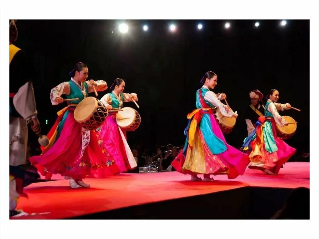 Каверденсер. Корейские танцы. Музыкальная традиция Южной Кореи. Корейская музыкальная культура. Музыкальные фестивали в Южной Корее.